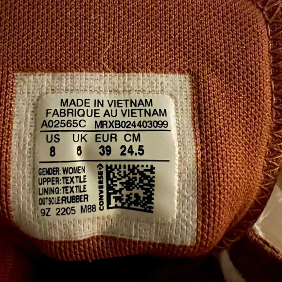 Converse Chuck Taylor All Star Lugged Mineral Clay - Women’s Size 8 - Picture 8 of 8